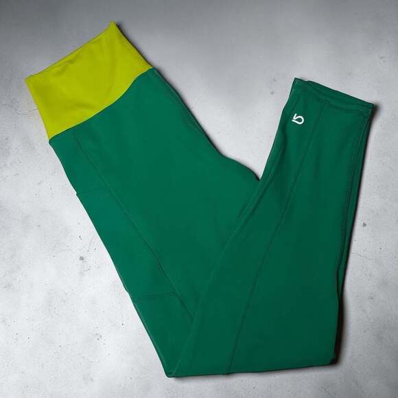 GapFit Pants - GapFit PowerMove High Rise Ankle Leggings in Neon Teal/Green Size M